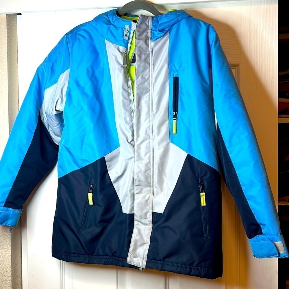 Champion Winter Hoodie Jacket - Full Zip - Youth Large (12-14) - Great Condition